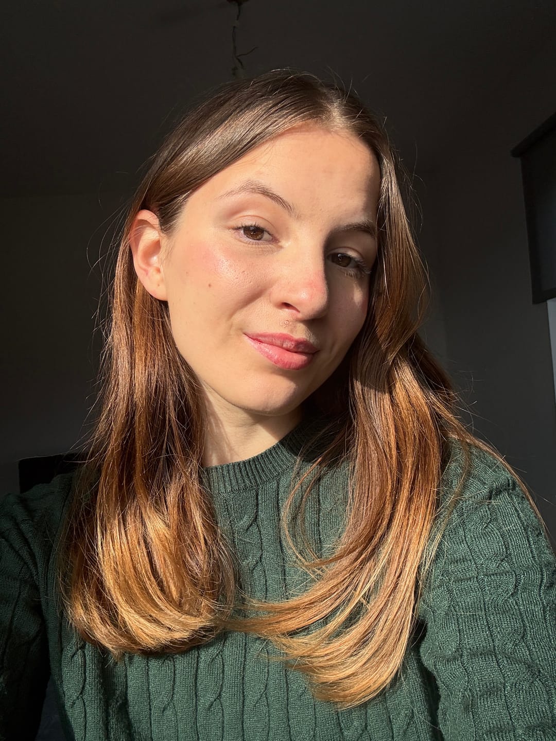 Customer photo review of Peel-off Lip Stain